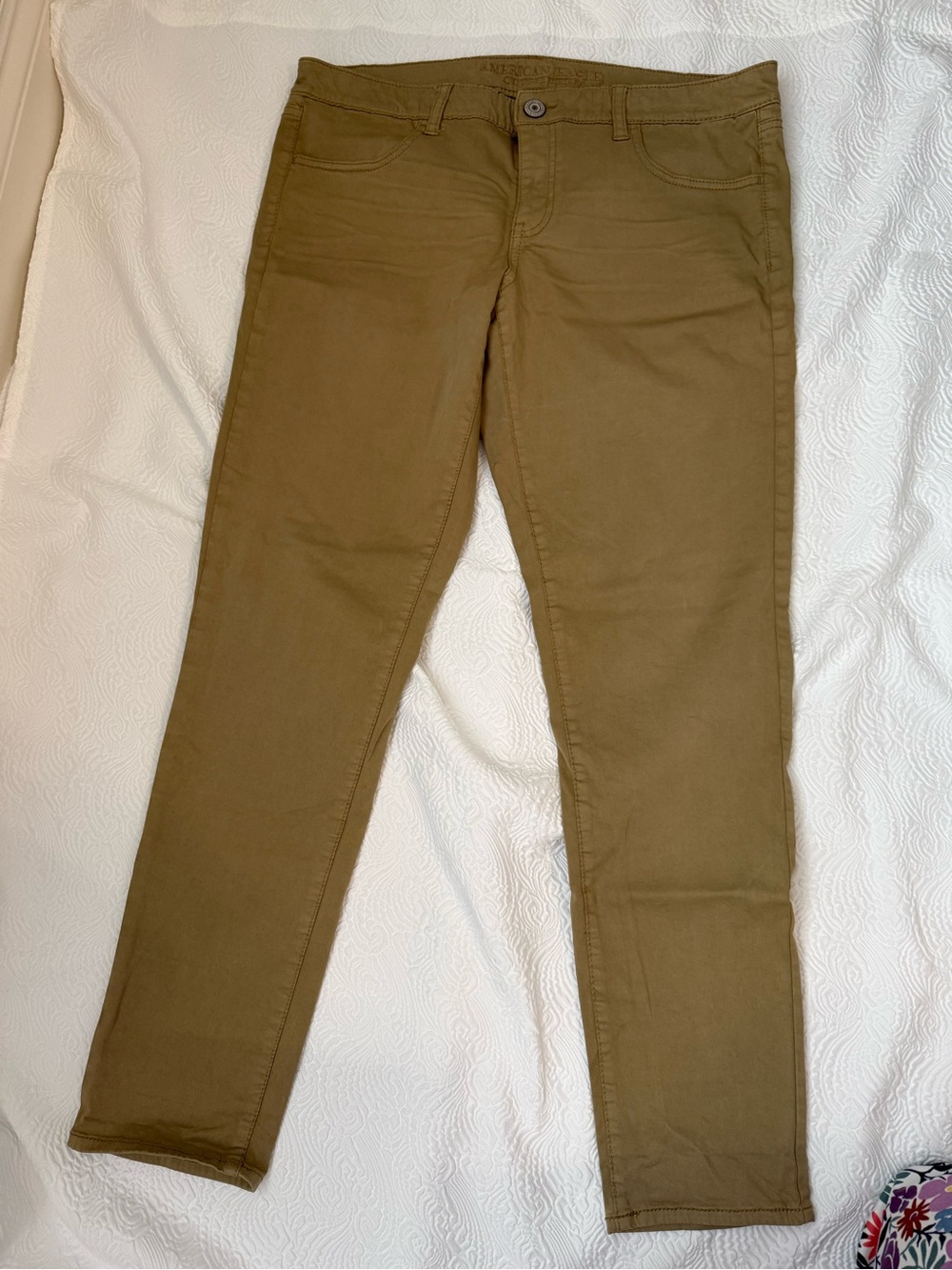 American Eagle Outfitters Straight Leg Jeans in Olive Brown